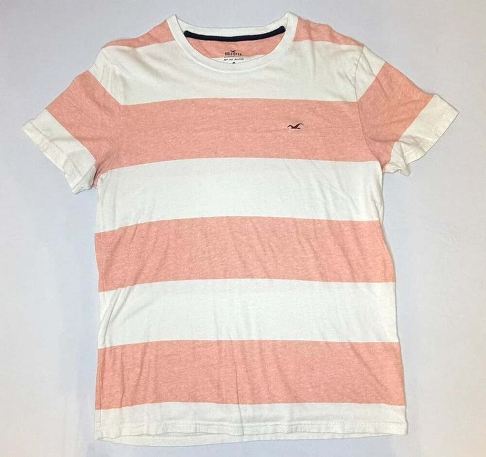 Hollister Men’s Medium Pink White Striped Crew Neck T-Shirt